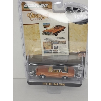 Greenlight 1:64 Ford Gran Torino 1973 orange